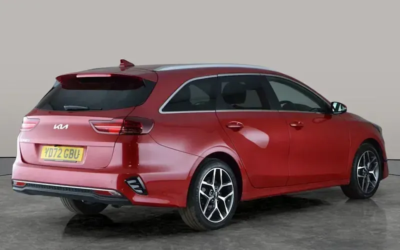 Used Kia Ceed Sportswagon 160 HP (117 kW) 2021 Red Estate
