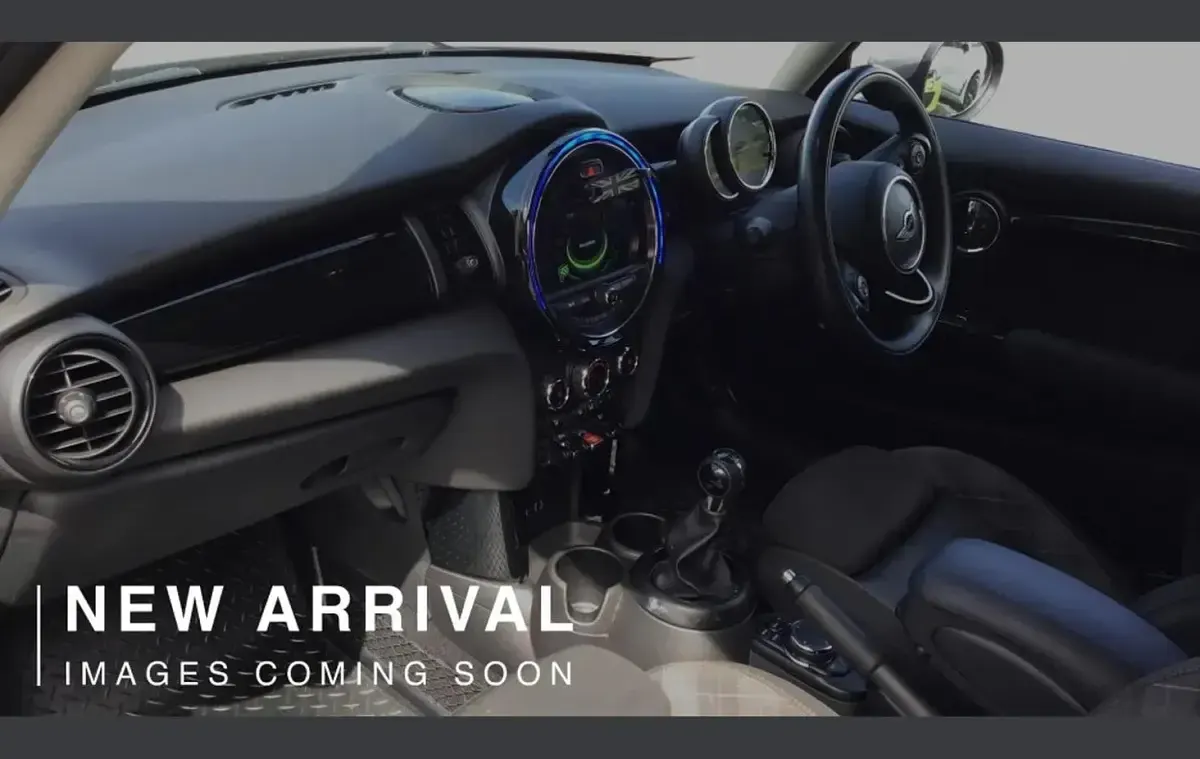 Used Mini Cooper Seven 134 HP (98 kW) 2016 Black Hatchback