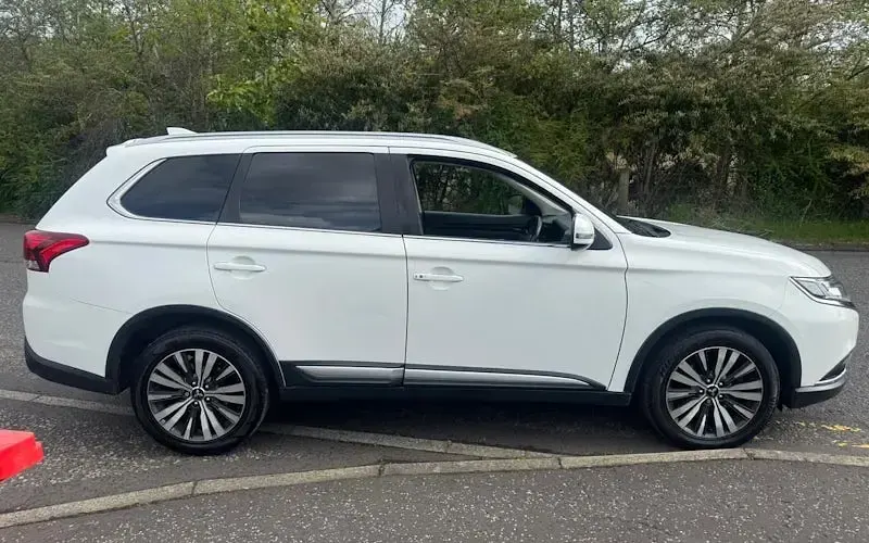 Used Mitsubishi Outlander 150 HP (110 kW) 2019 SUV