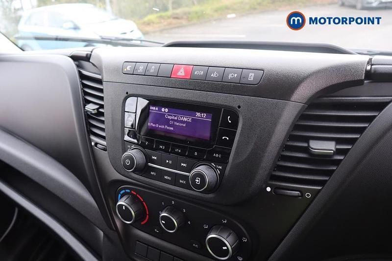 White New 2025 Iveco Daily Van | £26,999 (A bit pricey) - Image 1/4