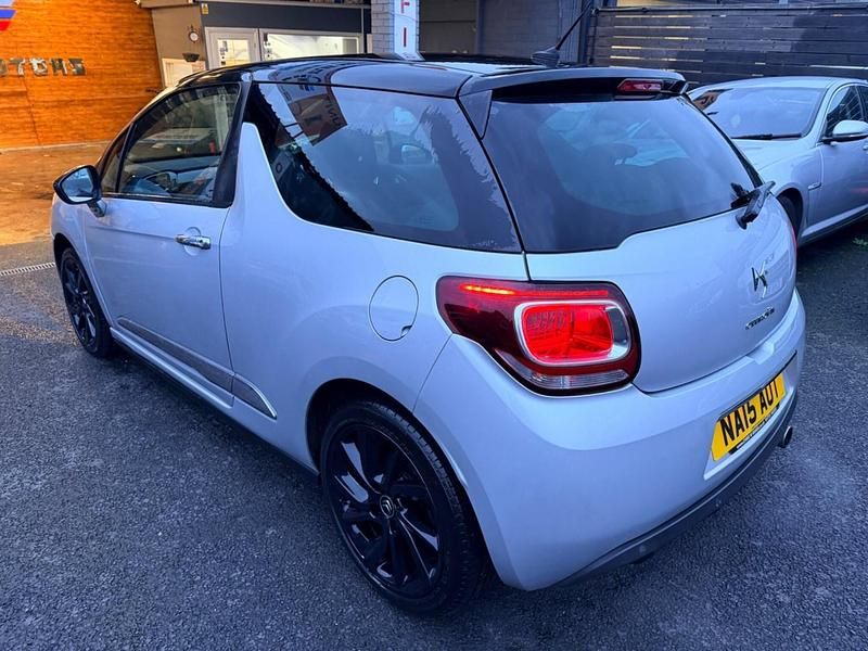 Usado Citroën DS3 PureTech 110 HP (80 kW) 2015 Prateado Citadino