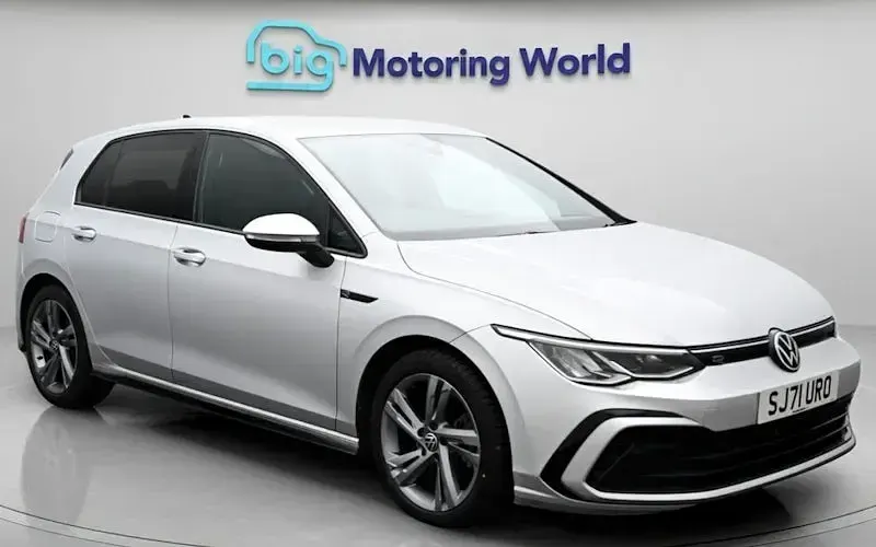 Usado VW Golf VIII R-line 150 CV (110 kW) 2024 Utilitario