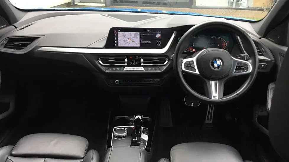 Used BMW 118 M Sport 134 HP (98 kW) 2023 Blue Hatchback