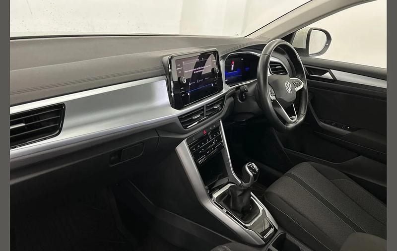 Used VW T-Roc Life 150 HP (110 kW) 2023 Grey SUV