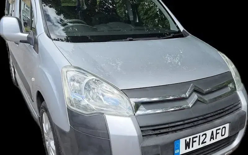 Used Citroën Berlingo XTR 92 HP (67 kW) 2015 MPV