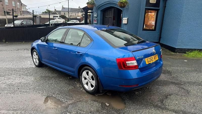 Used Skoda Octavia SE Technology 150 HP (110 kW) 2020 Blue Hatchback