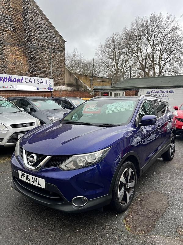 Used Nissan Qashqai N-Connecta 110 HP (80 kW) 2016 Blue SUV