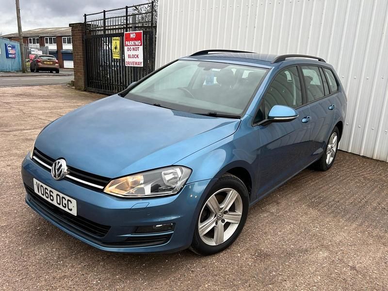 Used VW Golf VII Edition 150 HP (110 kW) 2016 Blue Estate