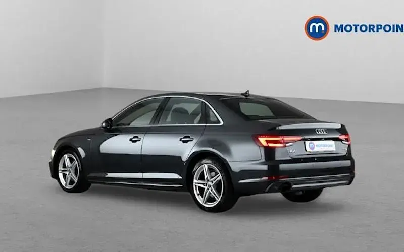 Used Audi A4 S-Line 190 HP (139 kW) 2018 Grey Sedan