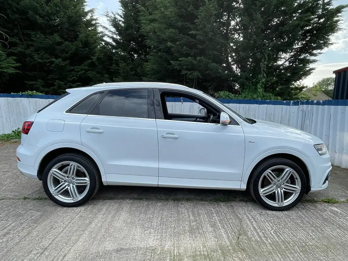 Used Audi Q3 S-Line 140 HP (102 kW) 2013 White SUV