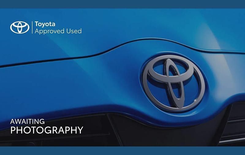 Used Toyota Yaris Cross 113 HP (83 kW) 2025 Silver SUV