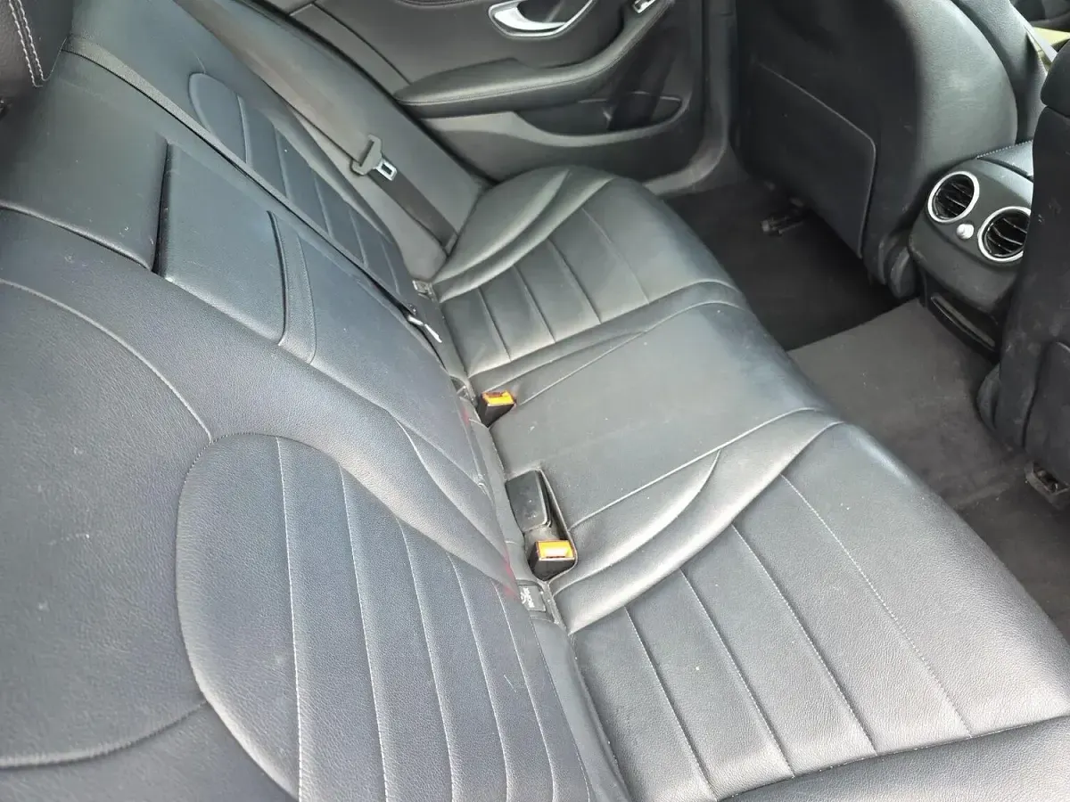 Used Mercedes C350e 2015 Blue Estate