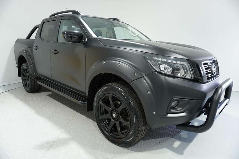 Used Nissan Navara N-Guard 190 HP (139 kW) 2020 Black Pickup
