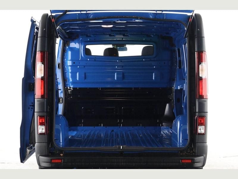 Begagnad Renault Trafic Business 2023 Blå Minibuss