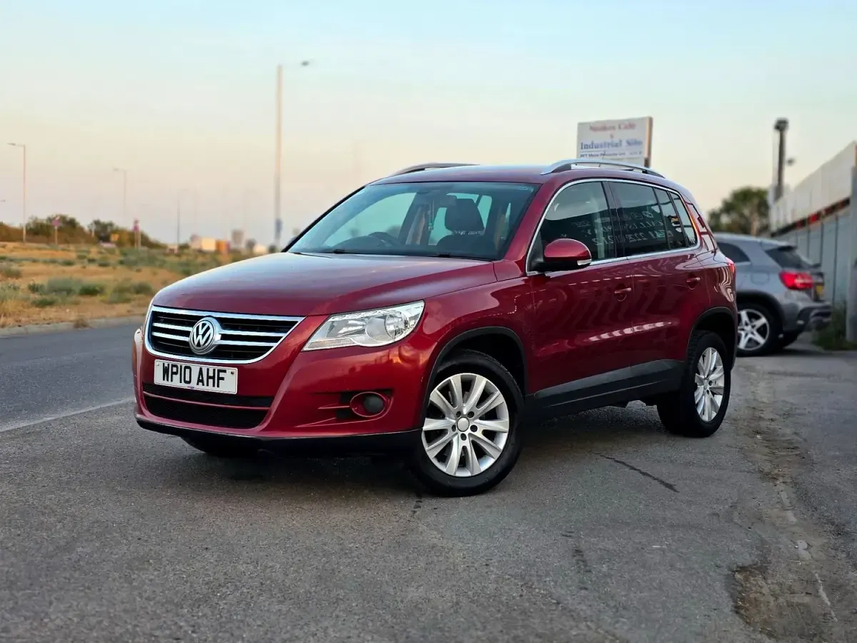 Used VW Tiguan SE 138 HP (101 kW) 2010 Red SUV
