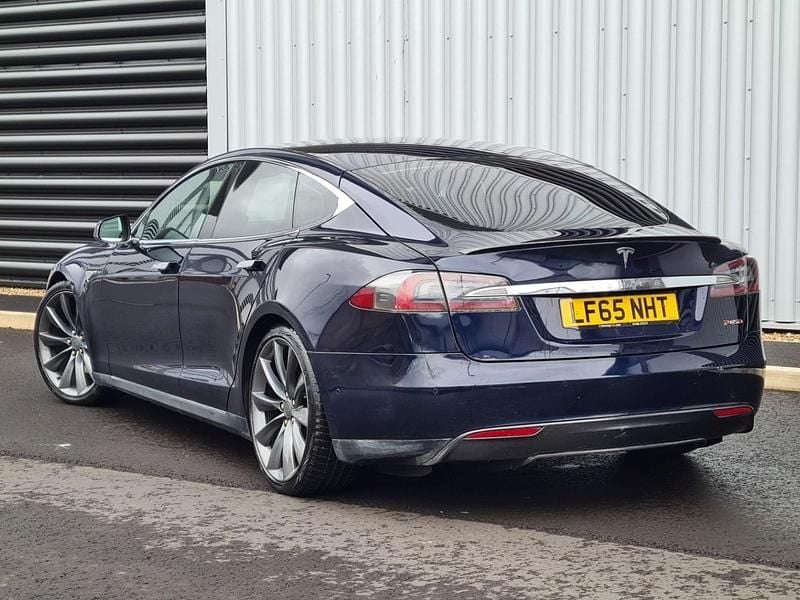 Used Tesla Model S Performance 339 kW (462 HP) 2015 Blue Hatchback