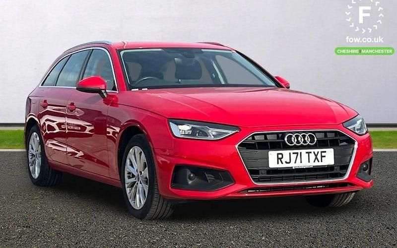 Usado Audi A4 Comfort 150 HP (110 kW) 2022 Vermelho Carrinha