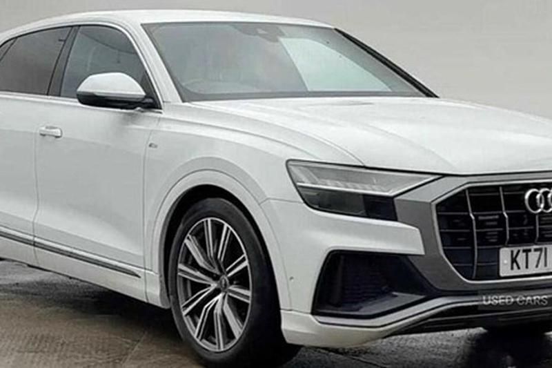 Used Audi Q8 S-Line 286 HP (210 kW) 2022 White SUV