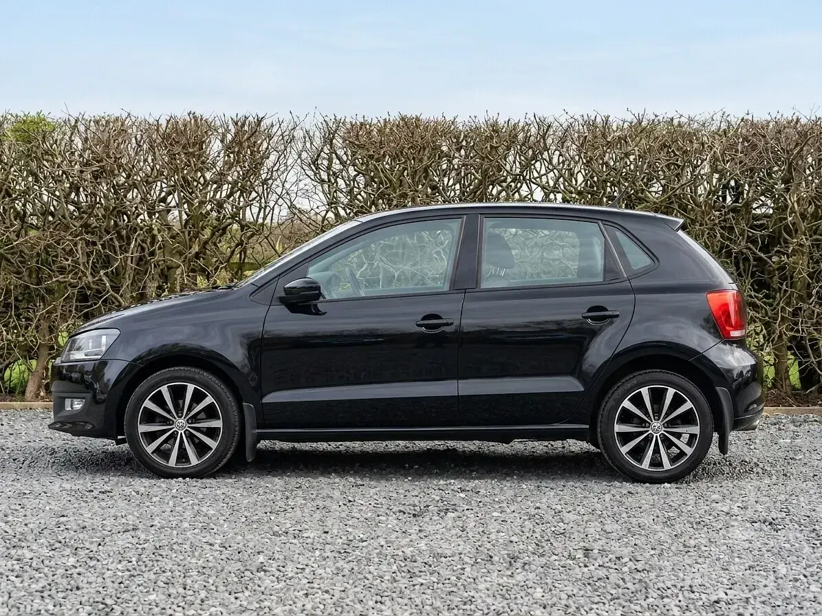 Used VW Polo Match 75 HP (55 kW) 2011 Black Hatchback