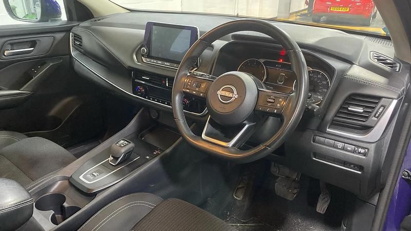 Used Nissan Qashqai Acenta Premium 158 HP (116 kW) 2023 Blue SUV