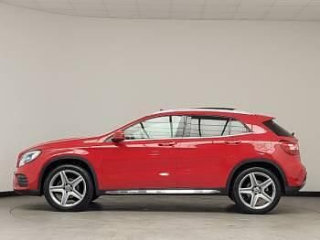 Used Mercedes GLA200 AMG line 156 HP (114 kW) 2020 Red SUV