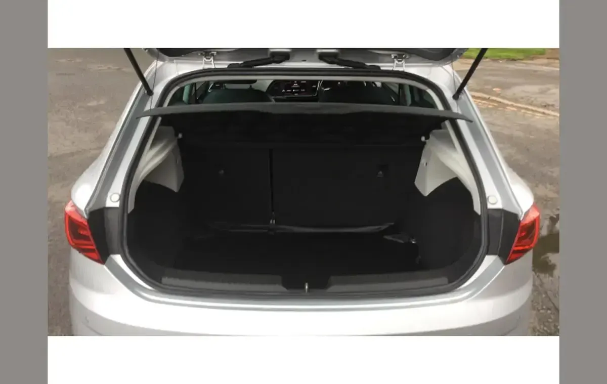 Used Seat Leon FR 150 HP (110 kW) 2017 Silver Hatchback