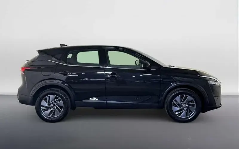 Used Nissan Qashqai Acenta Premium 140 HP (102 kW) 2023 Black SUV