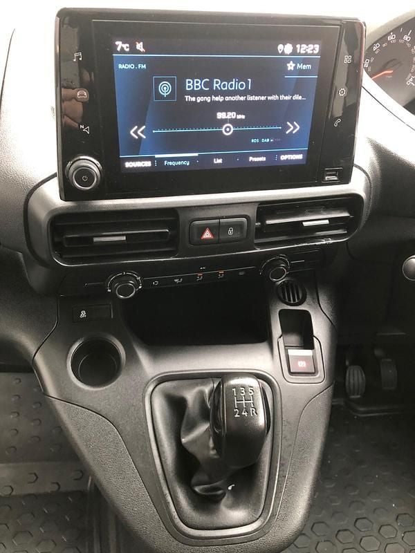 Used Peugeot Partner 2019 Grey MPV