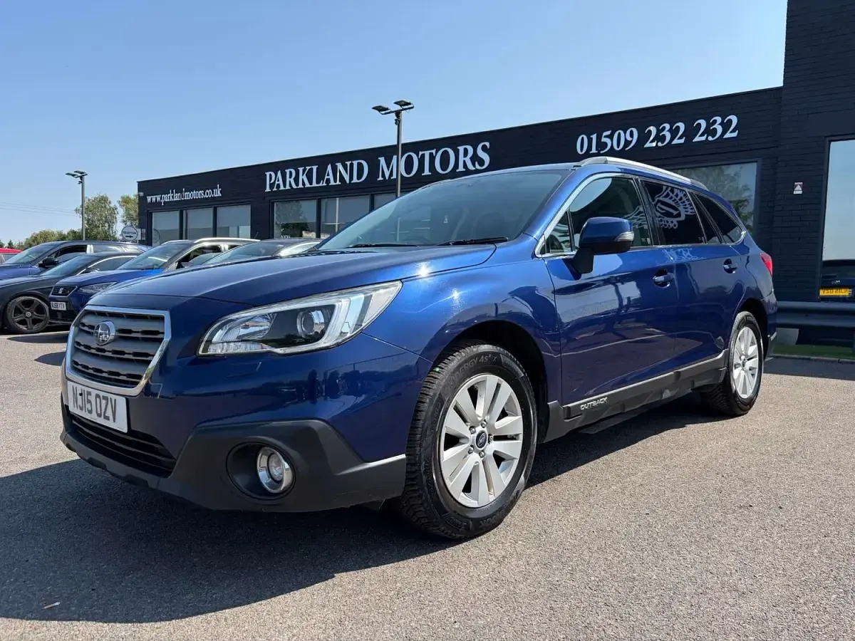 Used Subaru Outback 150 HP (110 kW) 2015 Blue Estate