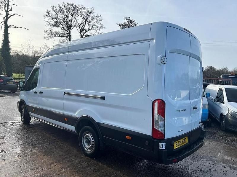 Used Ford Transit 130 HP (95 kW) 2021 White Van