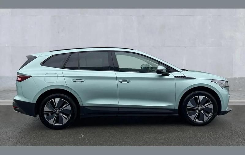 Used Skoda Enyaq iV Loft 131 kW (179 HP) 2022 Arctic silver metallic SUV