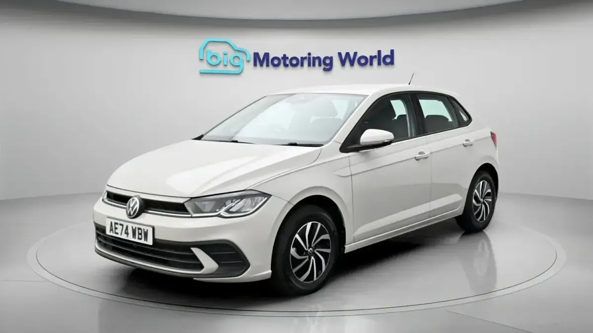 Używany VW Polo S 79 KM (58 kW) 2024 Szary Hatchback