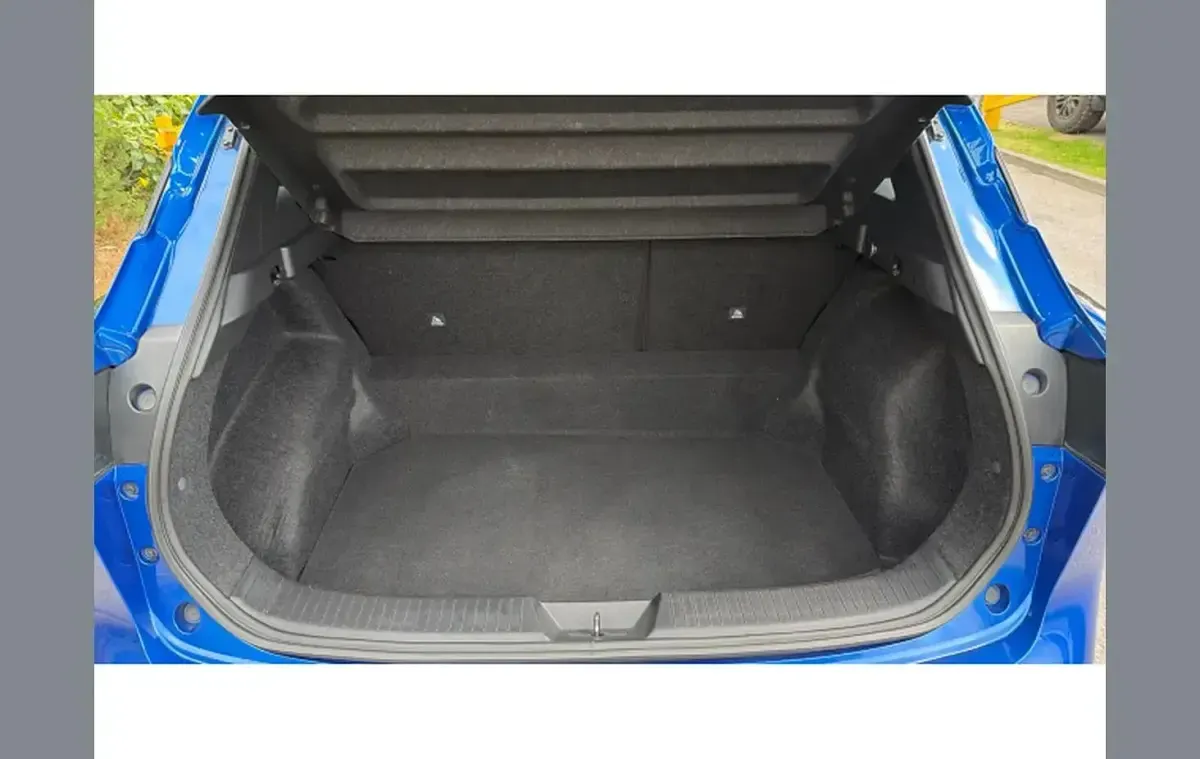 Used Nissan Qashqai Acenta Premium 155 HP (114 kW) 2021 Blue SUV