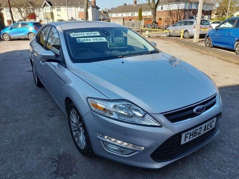 Silver Used 2012 Ford Mondeo Business Edition Hatchback | £2,750 (Fair price) - Image 1/4