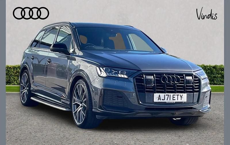 Grey Used 2022 Audi Q7 Comfort SUV | £49,572 (Fair price) - Image 1/4
