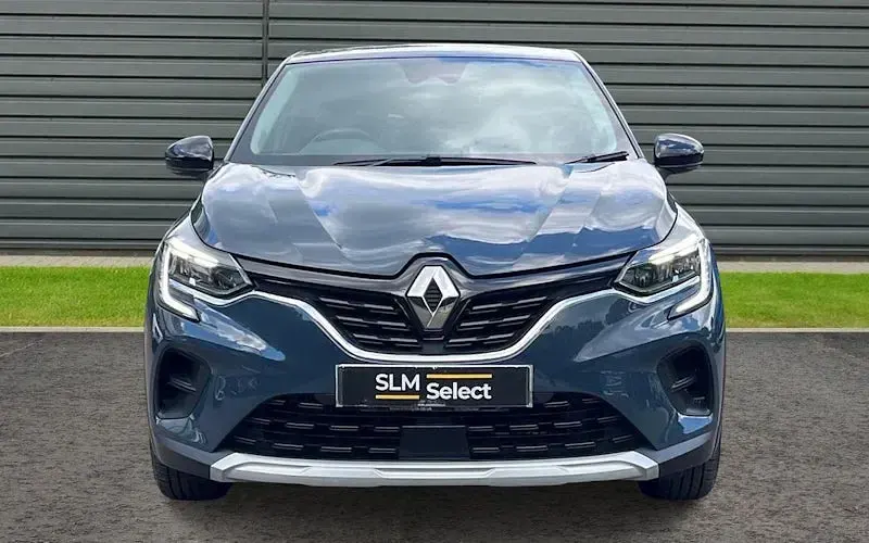 Used Renault Captur Iconic 140 HP (102 kW) 2022 Blue SUV