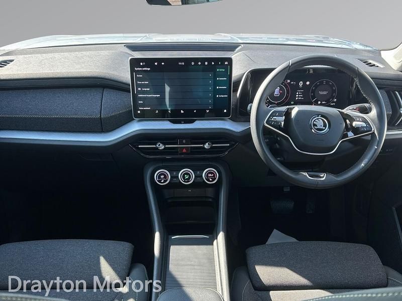 Used Skoda Kodiaq SE 150 HP (110 kW) 2024 Silver SUV