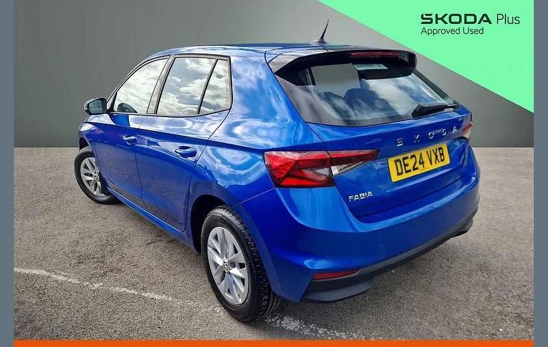 Used Skoda Fabia Comfort 94 HP (69 kW) 2024 Race blue metallic Hatchback