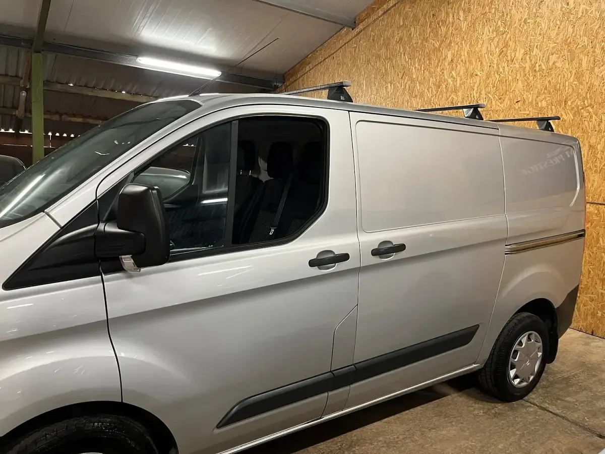 Used Ford Transit Custom Trend 105 HP (77 kW) 2017 Silver Van