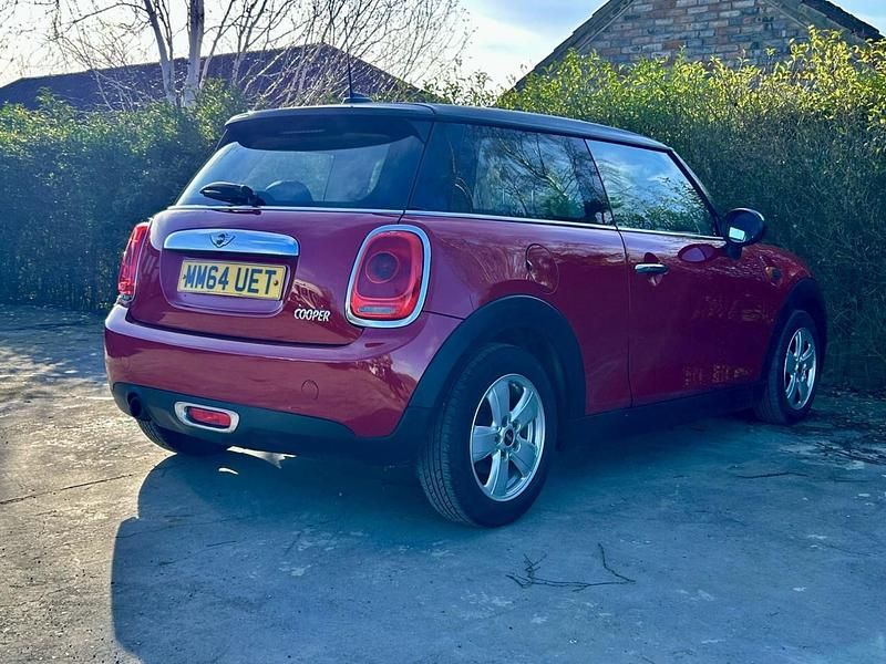 Used Mini Cooper Hatch 2014 Red Hatchback