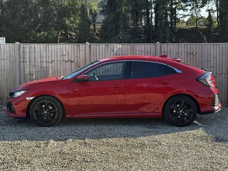 Used Honda Civic SR 120 HP (88 kW) 2019 Red Hatchback