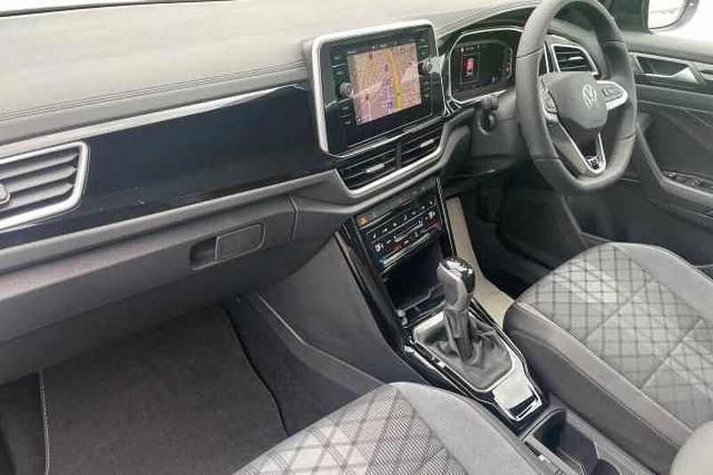 Used VW T-Roc 148 HP (108 kW) 2025 SUV