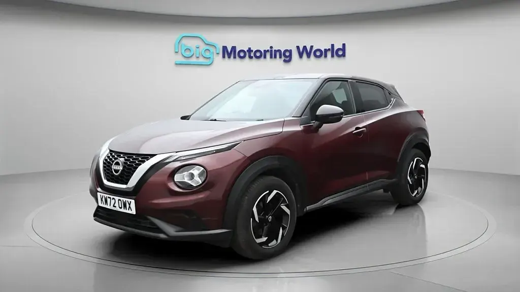 Gebraucht Nissan Juke N-Connecta 114 PS (83 kW) 2023 Rot SUV