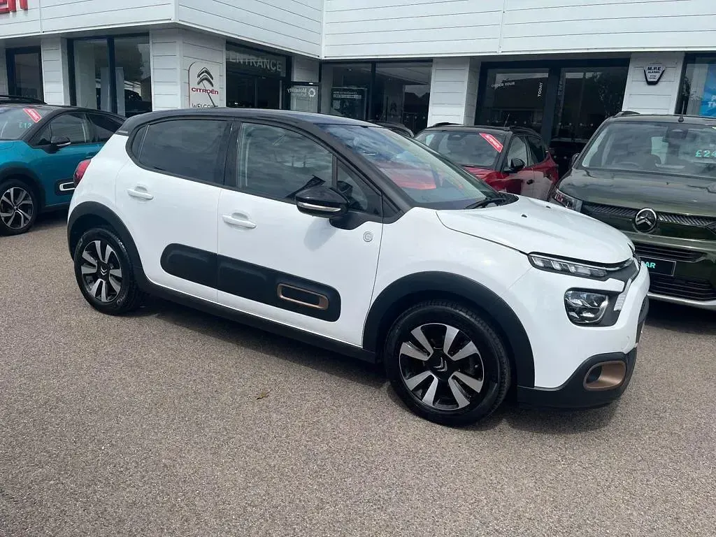 Used Citroën C3 PureTech 2023 White Hatchback