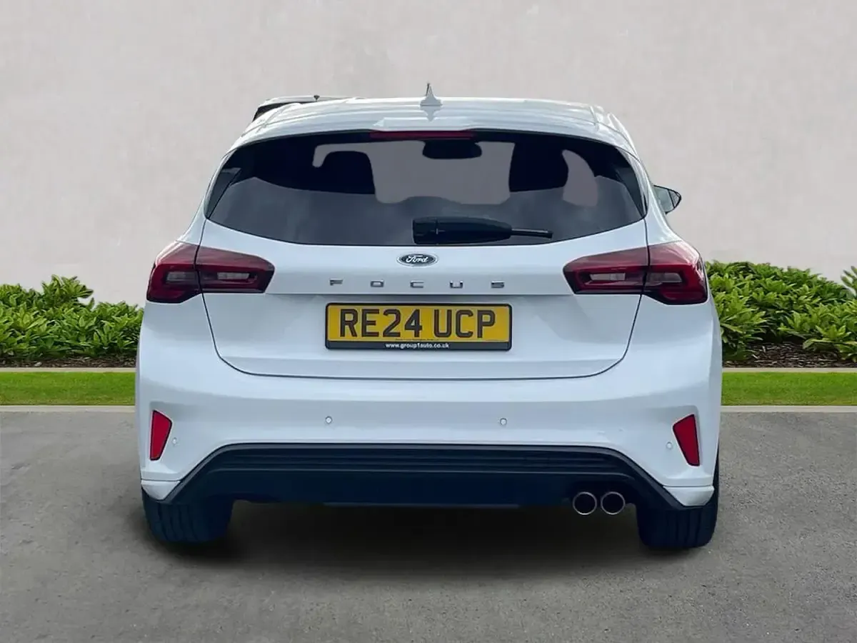 Used Ford Focus ST-Line 2024 White Hatchback