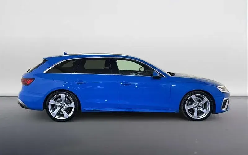 Used Audi A4 S-Line 163 HP (119 kW) 2020 Blue Estate