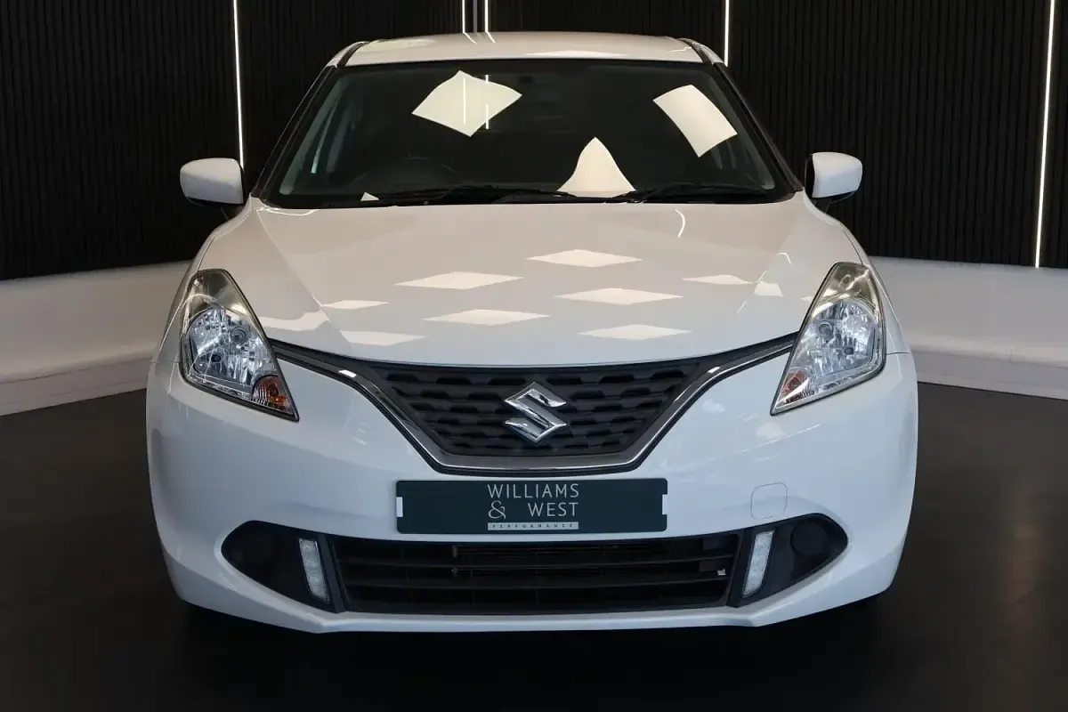 Used Suzuki Baleno SZ3 90 HP (66 kW) 2017 White Hatchback