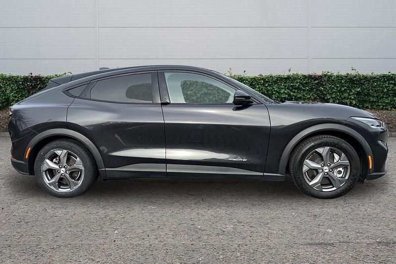 Used Ford Mustang Extended Range 124 HP (91 kW) 2023 Estate