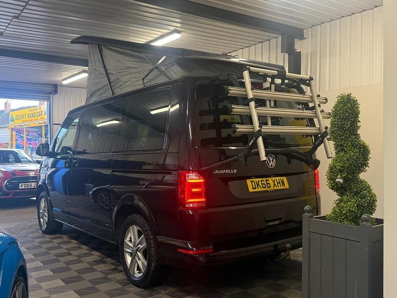 Used VW Caravelle SE 204 HP (150 kW) 2016 Black MPV