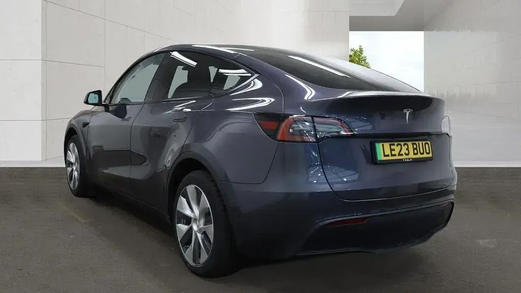 Used Tesla Model Y RWD 250 kW (340 HP) 2023 SUV